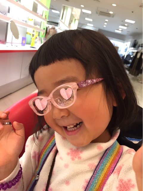 【4歳小児斜視】メガネを作る