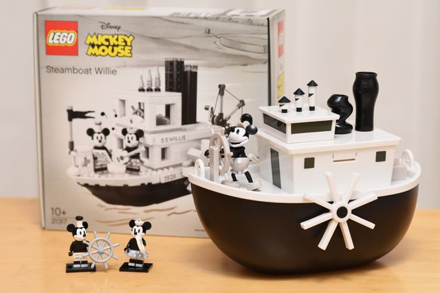 蒸気船ウィリー(LEGO 21317)